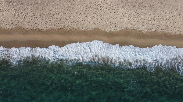 Повітряний Постріл Океанських Хвиль Піщаного Узбережжя — стокове фото