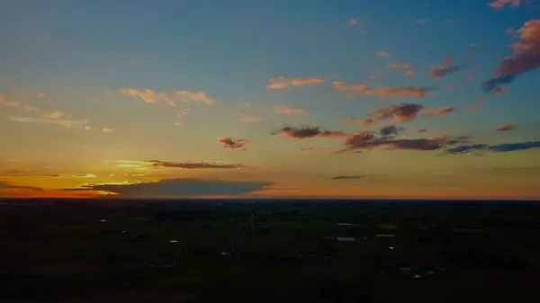 Una Vista Aérea Del Paisaje Verde Cultivado Hora Dorada — Foto de Stock