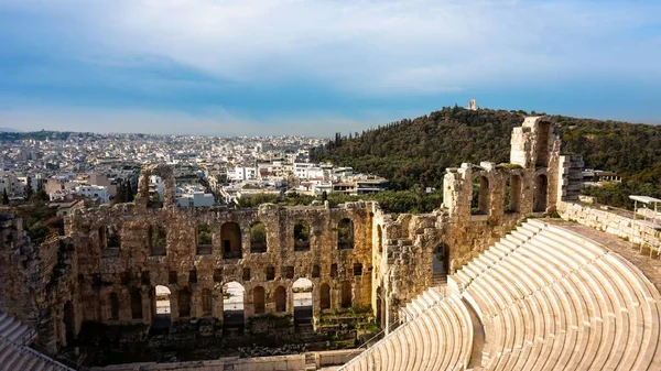 希腊雅典Herode Atticus剧院废墟中的奥德翁风景 — 图库照片