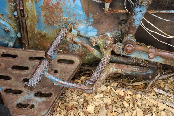 Closeup Shot Break Peddles Old Tractor — Stock Photo, Image