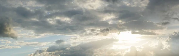 Eine Schöne Wolkenlandschaft Blauen Himmel — Stockfoto