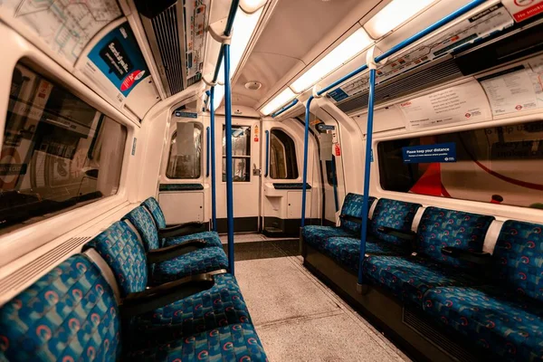 Die Leere Bahn Kabine London Großbritannien — Stockfoto