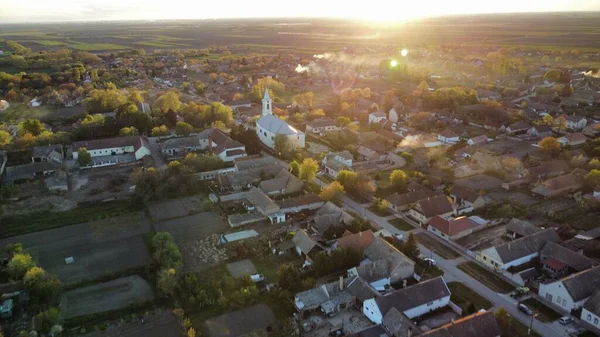 Drohnenaufnahmen Des Dorfes Conoplja Bei Sonnenaufgang Serbien — Stockfoto