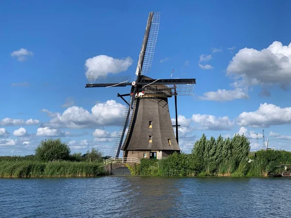 Ветряная Мельница Днем Деревне Киндердейк Амстердаме Нидерланды — стоковое фото