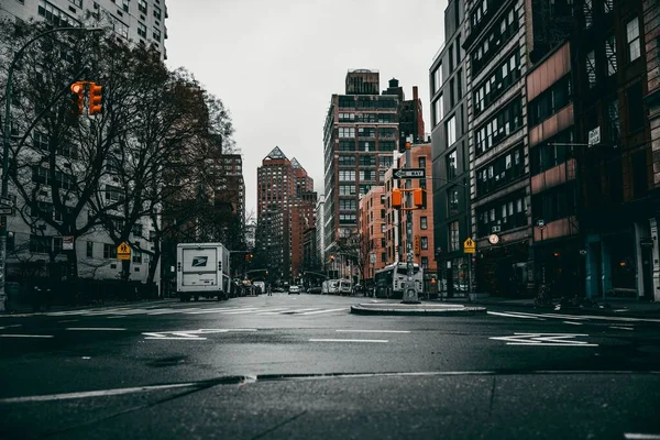 Empty Street Modern Buildings New York City Rain — Stock Photo, Image