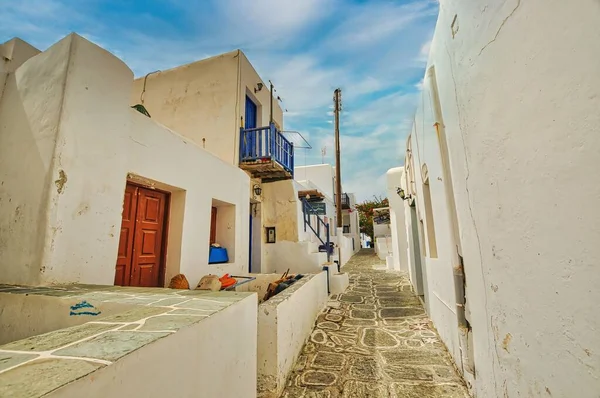 Atmospheric View Narrow Road Surrounded White Buildings Village Chora — Stock Photo, Image