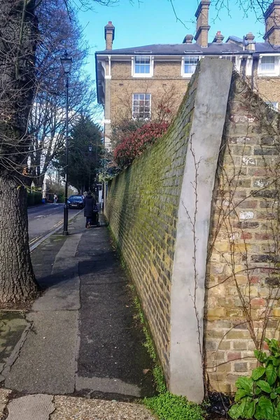 Leaning Brick Wall Fencing Private Garden London — Stock Photo, Image