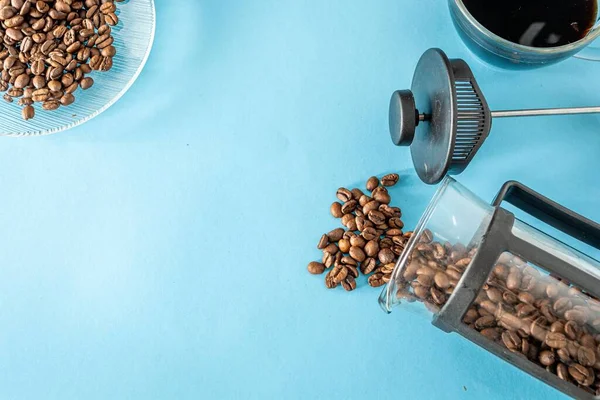 Grãos Café Elementos Sobre Fundo Azul — Fotografia de Stock