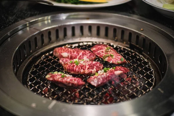 Closeup Grilling Appetizing Meat Seasonings — Stock Photo, Image