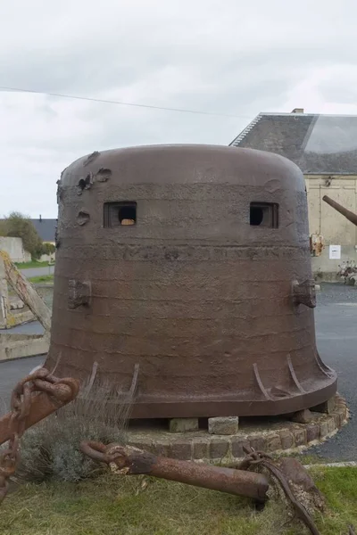 Een Verticale Opname Van Militaire Uitrusting Het Strand Van Omaha — Stockfoto