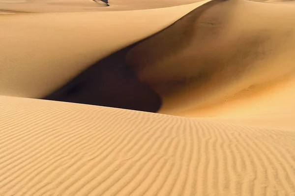 Désert Sablonneux Avec Des Dunes Sous Les Rayons Soleil Pérou — Photo