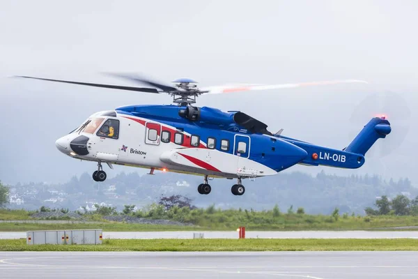 Bristow Helicopters Sikorsky 61N Ramp Bergen Airport Norway — Stock Photo, Image