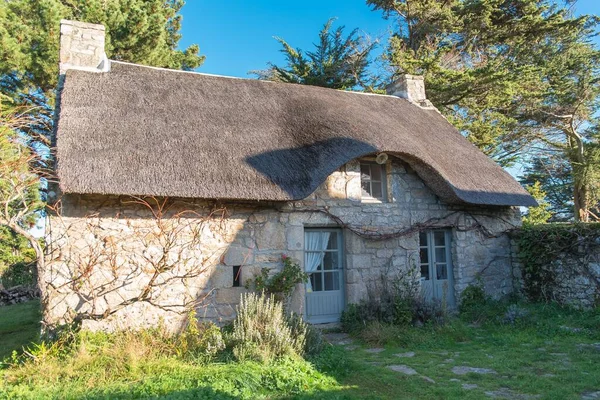 Brittany Ile Aux Moines Island Morbihan Gulf Typical Thatched Cottage — Stock Photo, Image