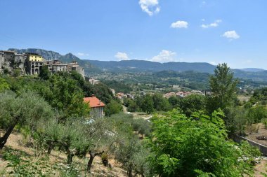 Benevento ilinin bir ortaçağ köyü olan Cusano Mutri çevresindeki kırsal alan.