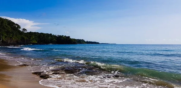 Uma Bela Paisagem Uma Praia Luz Dia Ótimo Para Fundo — Fotografia de Stock