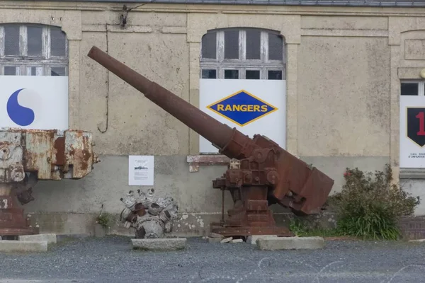 Een Stuk Van Historische Militaire Uitrusting Omaha Strand Buurt Van — Stockfoto