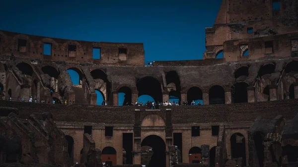 Nattutsikt Över Colosseum — Stockfoto