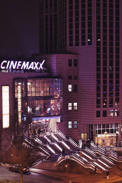 Edificio Cine Cinemaxx Essen Alemania Por Noche — Foto de Stock
