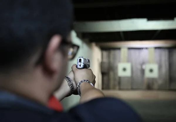 Weapon Bullseye Target Training Indoor Shooting Club — Stock Photo, Image