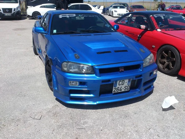Blue Nissan Skyline Parked — Stock Photo, Image