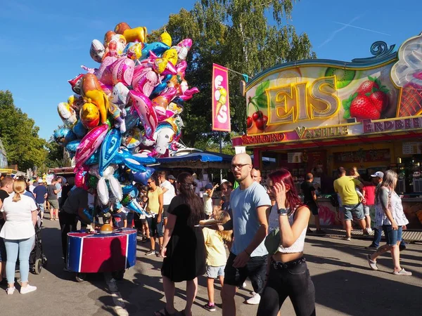 Amusement Park Full People Rhenish Fisher Festival Germany Sunny Day — Stock Photo, Image