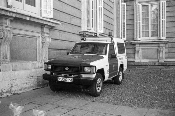 Klassisk 4X4 Offroad Suv Den Spanska Polisen Parkerad Gatan Guardia — Stockfoto