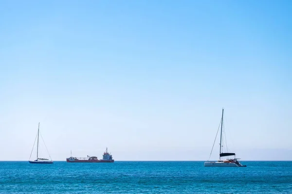 Gün Batımında Akdeniz Yelken Yat Seyahat Aktif Yaşam Tarzı Kavramı — Stok fotoğraf