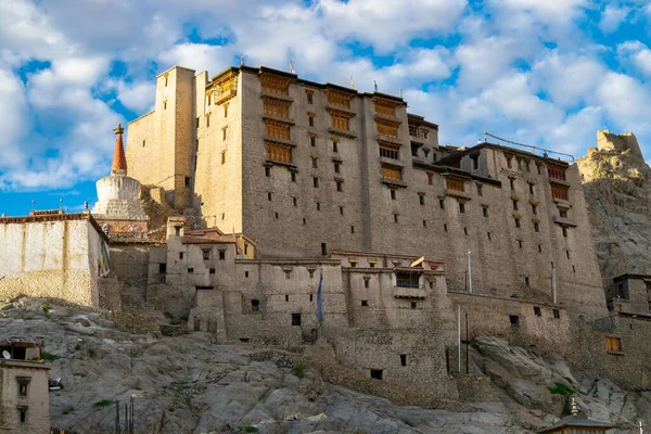 Der Leh Palast Unter Wolkenlosem Blauem Himmel Leh Ladakh Indien — Stockfoto