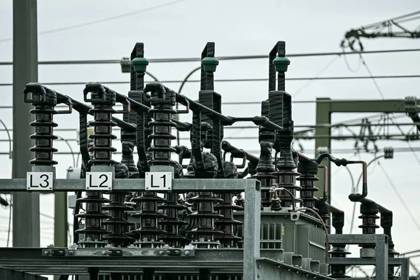 Yüksek Voltajlı Devre Kesicilerin Gri Pulu — Stok fotoğraf