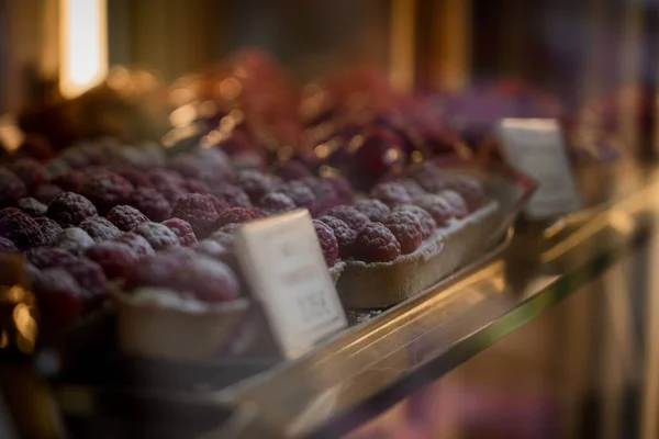 Close Deliciosas Tortas Framboesa Padaria — Fotografia de Stock