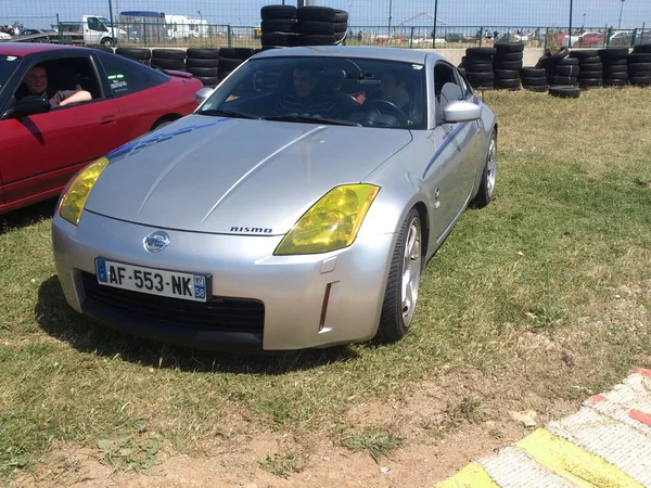 Japoński Nissan 350Z Samochód Sportowy — Zdjęcie stockowe