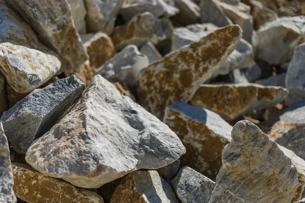 Uma Pilha Pedras Afiadas — Fotografia de Stock