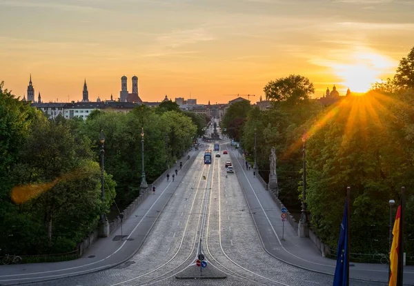 Hermosa Puesta Sol Sobre Munich Disparado Desde Maximilaneum — Foto de Stock