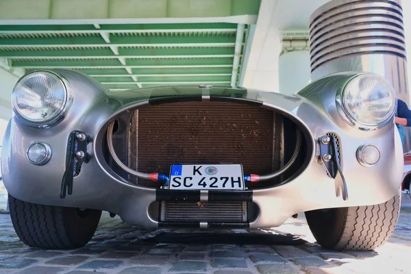 Shelby Cobra 427 Från Sextiotalet Den Gamla Utställningen Köln Framifrån — Stockfoto