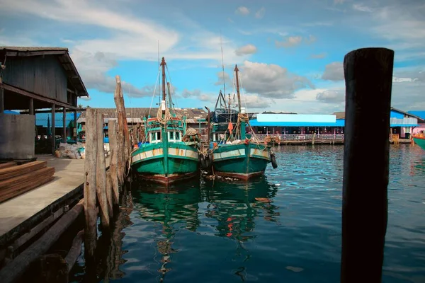 Puerto Pesquero Lleno Barcos Pesca Jemer Amarre Isla Koh Sdach — Foto de Stock