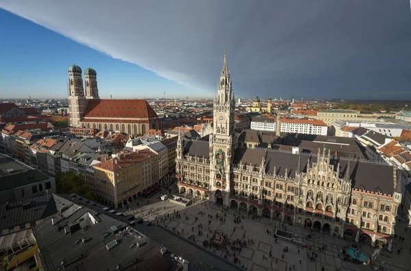 View Munich Main Square Town Hall Interesting Clouds — Stock Photo, Image