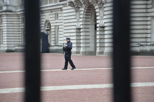 Closeup Shot Security Buckingham Palace Bars — Stock Photo, Image