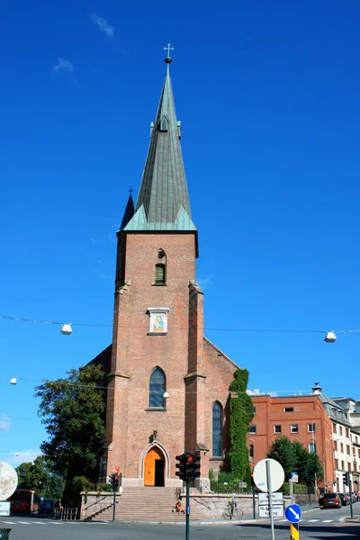 Vertical Shot Olav Domkirke Catholic Cathedral Church Sentrum Central Oslo — Stock Photo, Image