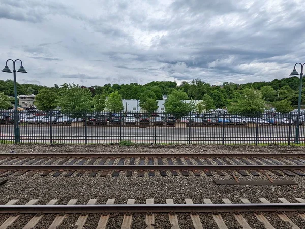 Railroad Side Street Cars Parked Background — Stock Photo, Image