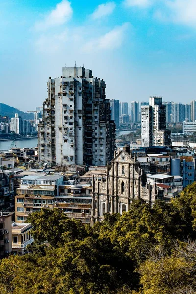 Plano Vertical Fachada Ruinas Pauls Macao Con Edificios Residenciales Bahía — Foto de Stock
