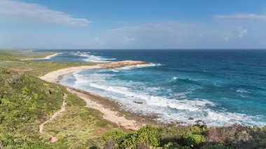 Guadeloupe, panorama pointe des Chateaux, güzel deniz manzarası adanın gelen