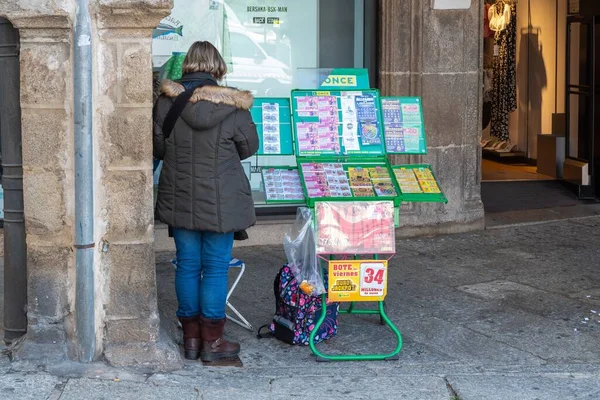 Plasencia Spanien April 2021 Ein Straßenstand Zum Verkauf Von Lotteriecoupons — Stockfoto
