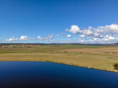 Rangers Valley Barajı 'nın hava manzarası. Yeni Güney Galler, Avustralya.