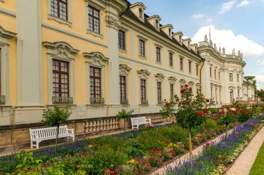 Ludwigsburg, Almanya 'daki Monrepos Sarayı (Seeschloss Monrepos) cephesi