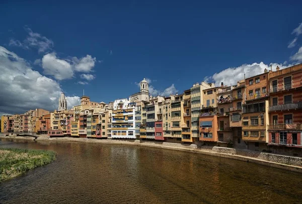 Μια Όμορφη Φωτογραφία Του Χωριού Girona Στην Ισπανία — Φωτογραφία Αρχείου