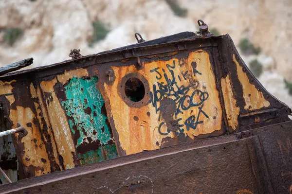 ギリシャのザキントスで古代のボートの閉鎖ショット — ストック写真