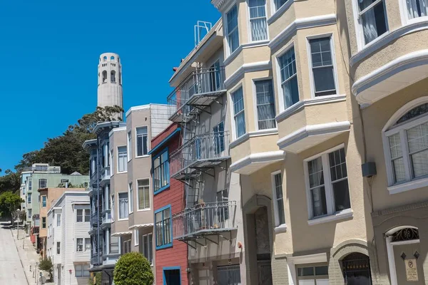 San Francisco Typical Colorful Houses Telegraph Hill Sloping Street — Stock Photo, Image