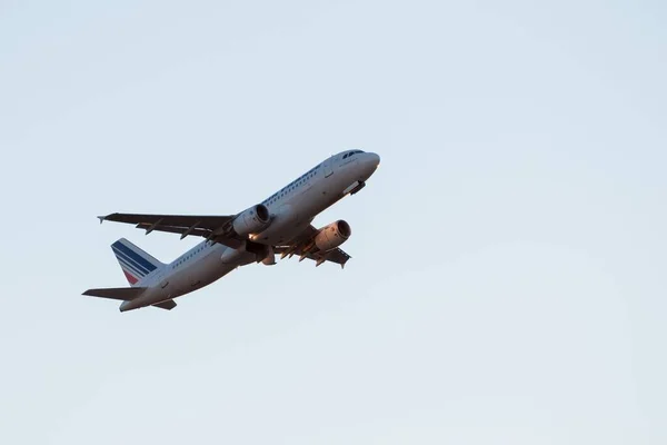 Gyönyörű Kilátás Nyílik Egy Repülőgépre Felszállás Közben Madridban Barajas — Stock Fotó