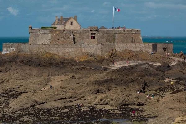 Eine Schöne Aufnahme Des Saint Malo National Fort Mit Einer — Stockfoto