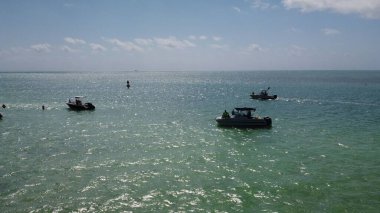 Florida Keys 'teki Islamorada Kum Bar' ın hava görüntüsü